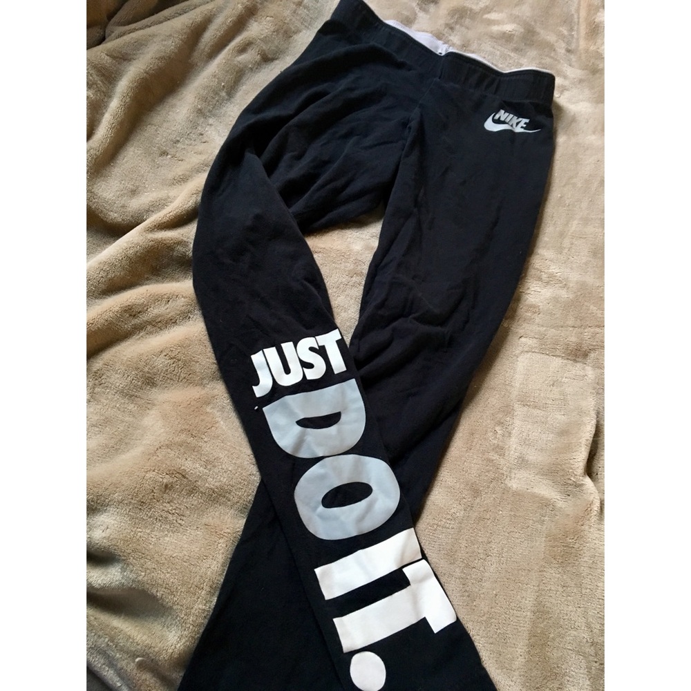 Nike leggings